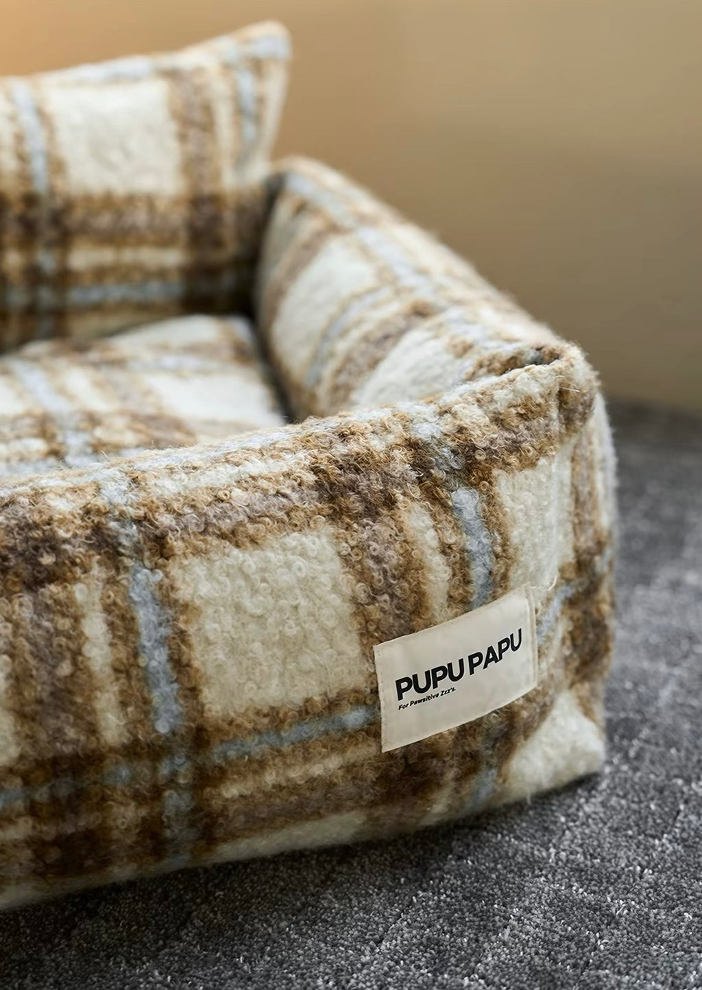Removable & Washable Cozy Plaid Bouclé Pet Sofa Bed